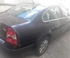 2005 Volkswagen Passat - Image 4/6