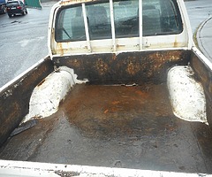 FOR SALE: Toyota Hilux - Image 9/10