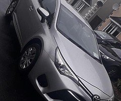 2015 Toyota Avensis active spec