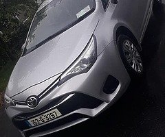 2015 Toyota Avensis active spec
