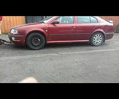 HAVE YOU SCRAP CAR YOU WOULD LIKE GONE CONTACT US WE COME PAY YOU AND TAKE AWAY PM ME FOR MORE INFO