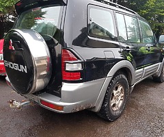 Breaking mitsubishi pajero 3.2 did leather - Image 6/7