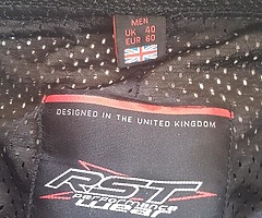 Rst leathet trousers