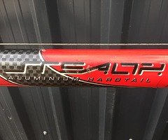 lightweight mtb
22” aluminum oval frame - Image 3/5