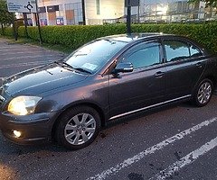 2009 toyota avensis