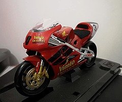 Joey Dunlop limited addition Model - Image 3/6