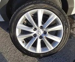 Hi all, I need 4 alloy for Lexus-is 220d