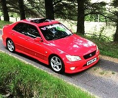 Lexus IS200
 - Image 3/10