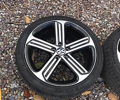 R-Line Cadiz Alloys 5x112 - Image 3/3