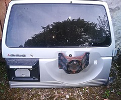 Selection of Pajero 97-00 parts