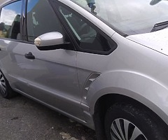 Forex Max 7 seater 1.8 diesel tester till October 3 months text just on her very good clean car