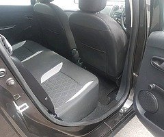 Dacia Sandero Stepway manual - Image 3/7