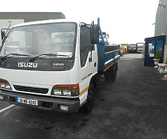 FOR SALE: 01 Isuzu Tipper NPR