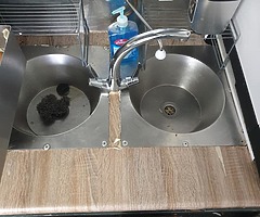 Catering trailer and equipment - Image 3/7