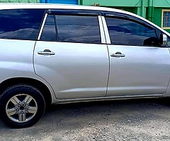 Toyota Innova J 2005 M/T - Image 7/10