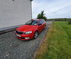 Skoda Octavia Combi 4X4 - Image 5/10