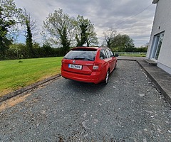 Skoda Octavia Combi 4X4 - Image 6/10