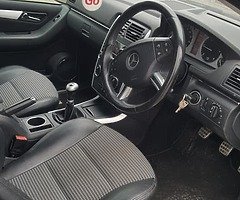 Mercedes benz 2006 - Image 3/6