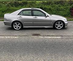 X4 is200s for sale - Image 3/10