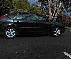 2005 Ford Focus nct+tax - Image 4/9