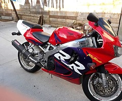 Honda fireblade - Image 4/6