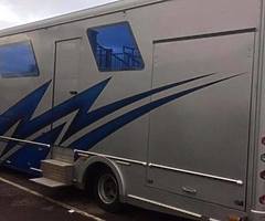 2005 whittaker race truck