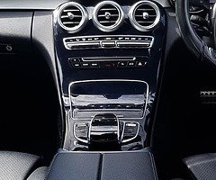 2015 Mercdes Benz C300 Diesel Hybrid AMG Line - Image 6/10