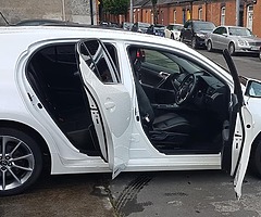 LEXUS CT200H Advance - Image 4/10