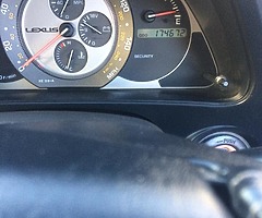 04 lexus is200 sports design - Image 9/10