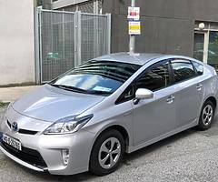 2014 Toyota Prius High Spec