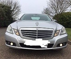 Mercedes-Benz E-Class - Image 4/6