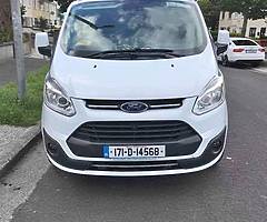2017 ford transit custom