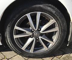 Toyota Avensis Business Edition Diesel Manual - Image 7/10