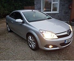 2008 Opel Astra Design Convertable TT / Light rear damage - Image 9/9