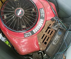 Ride on lownmover - Image 6/9