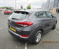 HYUNDAI TUCSON S BLUE DRIVE 2WD CRDI 1.7 - Image 3/10
