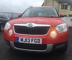 2013 (131) SKODA YETI 4X4 2.0 DIESEL SE PLUS - Image 6/9