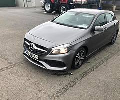 Mercedes a180 d TOP SPEC