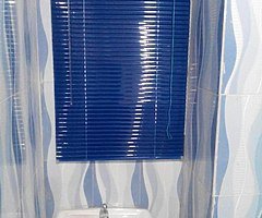 INSTALLATION OF WINDOW BLINDS - Image 5/5