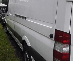 11 Mercedes-Benz sprinter
