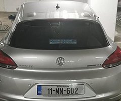 2011 Volkswagen Atlas - Image 2/2