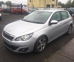 (142) 2014 PEUGOT 308 1.6 HDI - Image 9/10