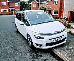 Citroen c4 grand Picasso 2015 7 seater showroom