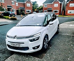 Citroen c4 grand Picasso 2015 7 seater showroom