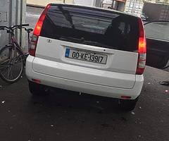 For sale or swaps hrv has nct till next month good driving car - Image 3/3