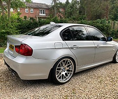 2009 BMW 335D M-SPORT LCI 340BHP (RED LEATHER AUTO I-DRIVE WIDESCREEN) - Image 4/8