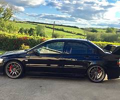 2005 Mitsubishi evo 8 - Image 5/5