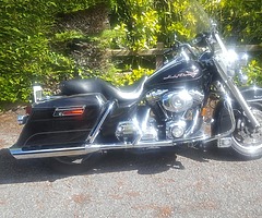 HARLEY DAVIDSON ROAD KING...2008....