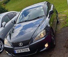 Lexus is250