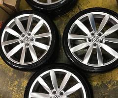 Set of genuine golf alloys 19”